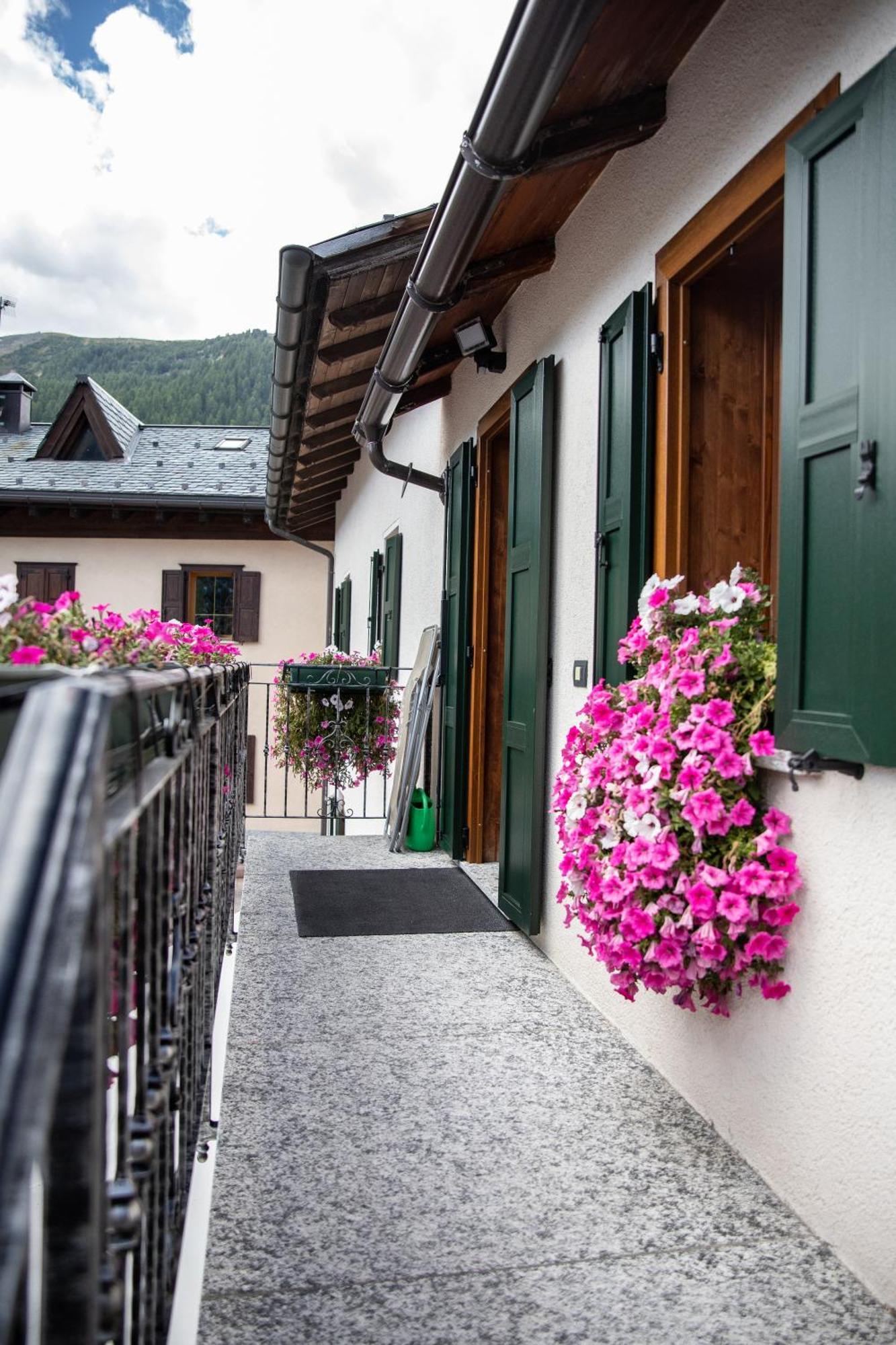 Bait Da Menego Apartman Livigno Kültér fotó